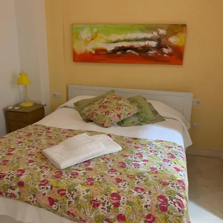 Singular Peral * Séville