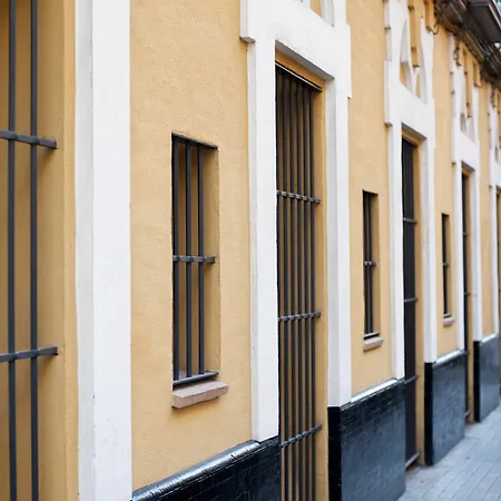 Singular Peral Hotel *